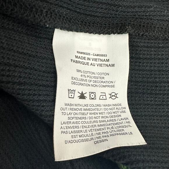 Nike Womens Crewneck Long Sleeve Swoosh Logo Contrast Black/Green Shirt Small - Picture 10 of 10